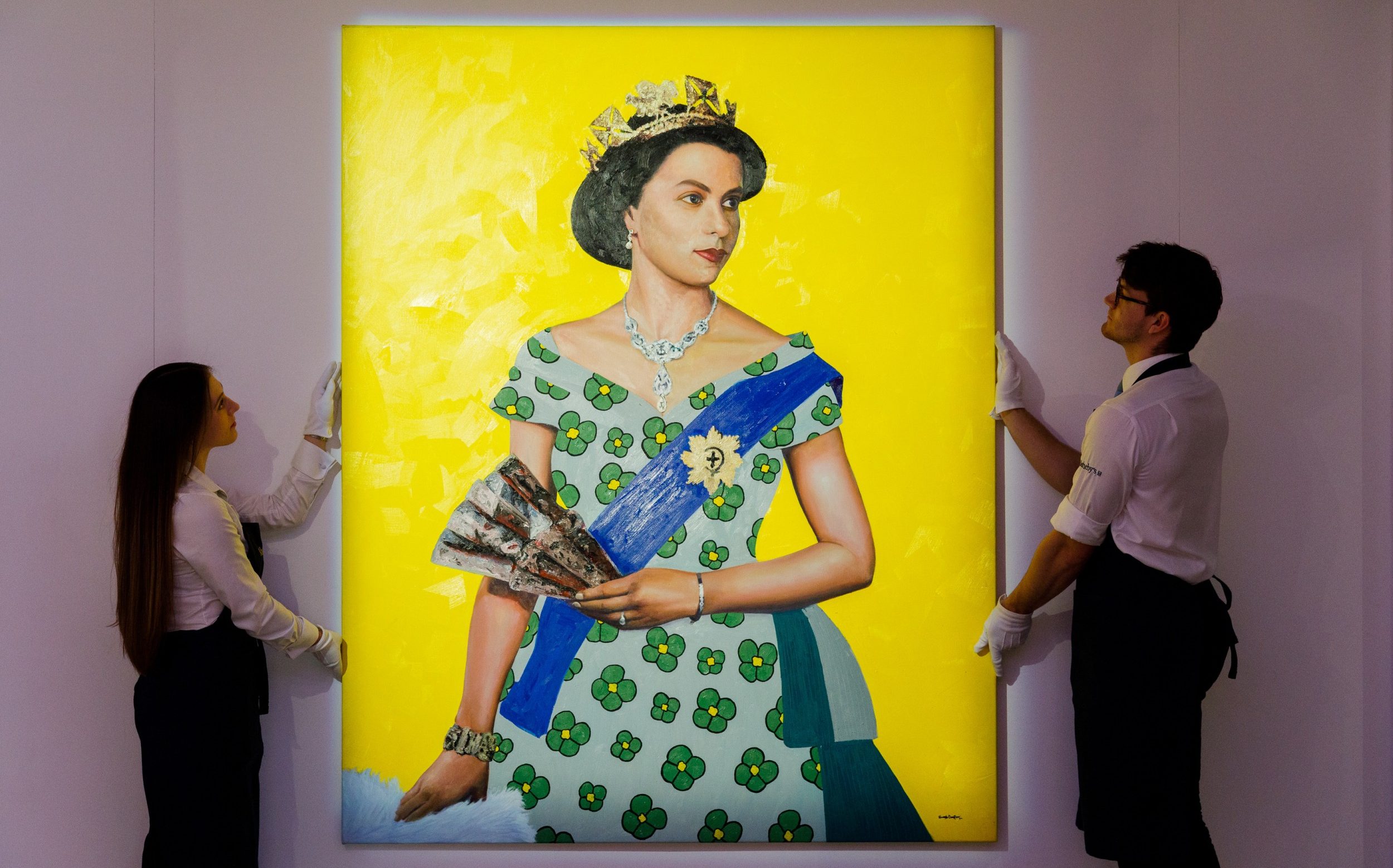 Redefining Portraiture: African Artists Pushing Boundaries | Oluwole Omefemi's portrait of The Queen at Sotheby's © Getty