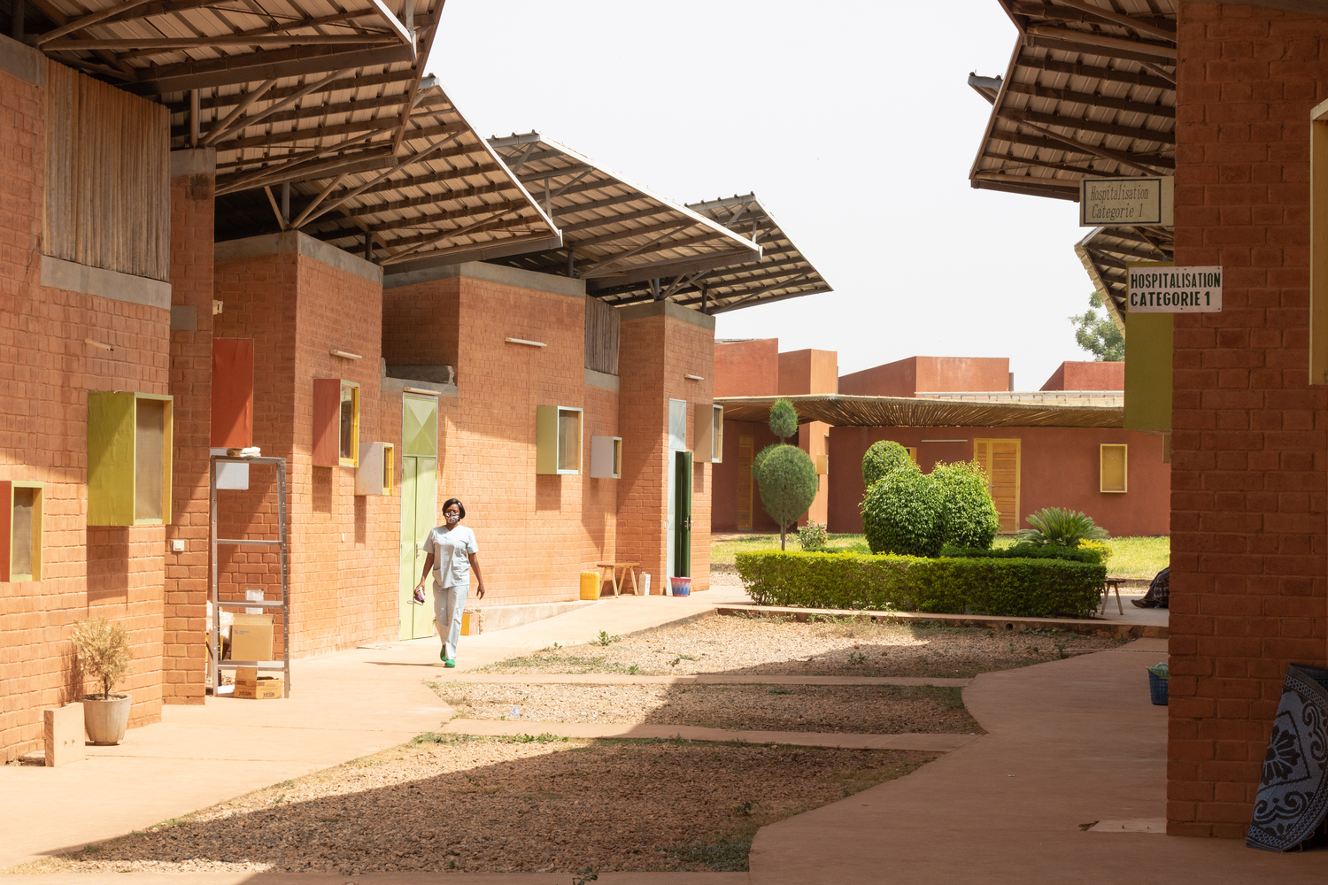 The Rise of Contemporary African Architecture: Blending Tradition and Innovation | Francis Kéré