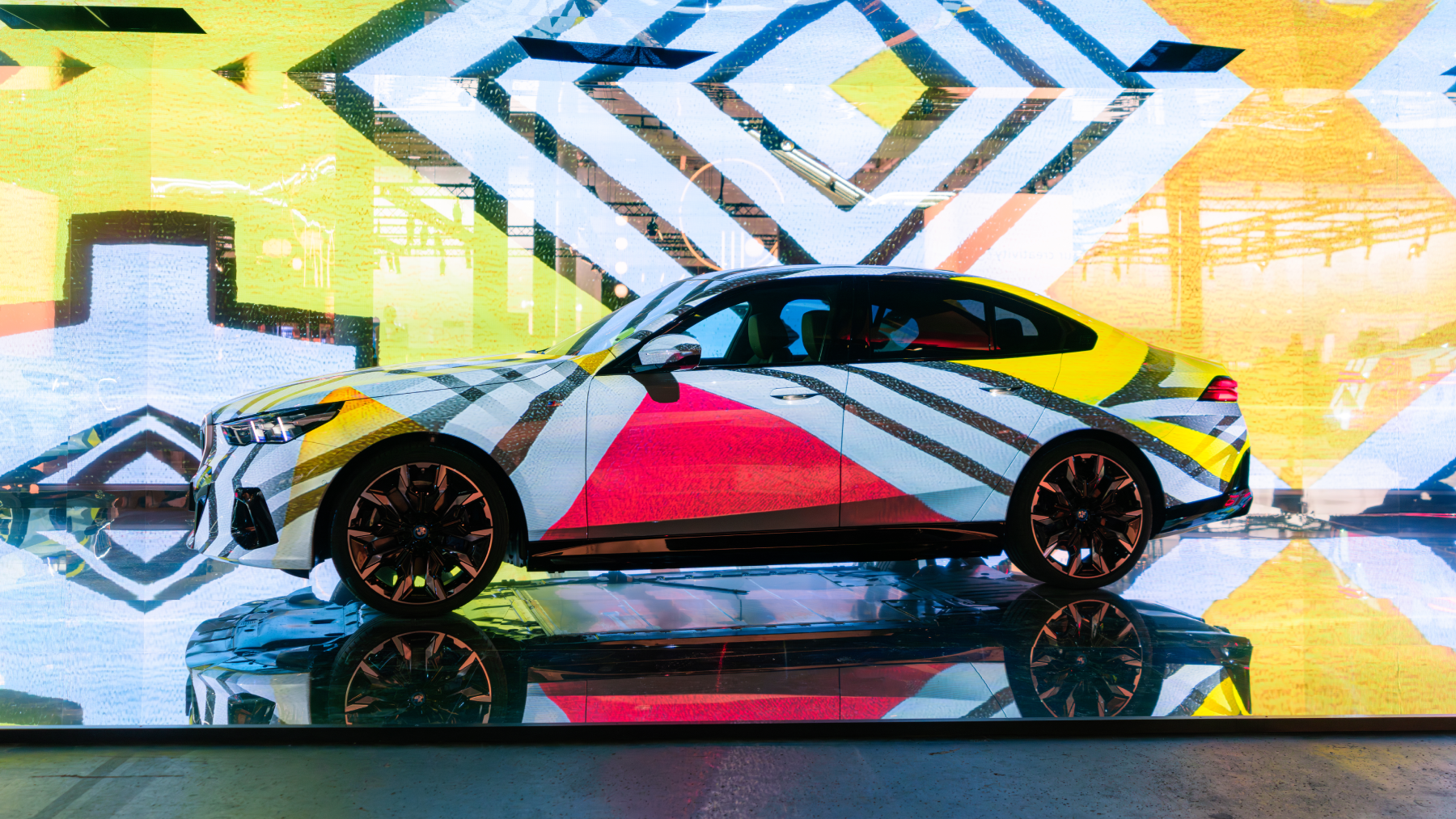 BMW Electric AI Canvas: A Symphony of Art and Technology © BMW Group