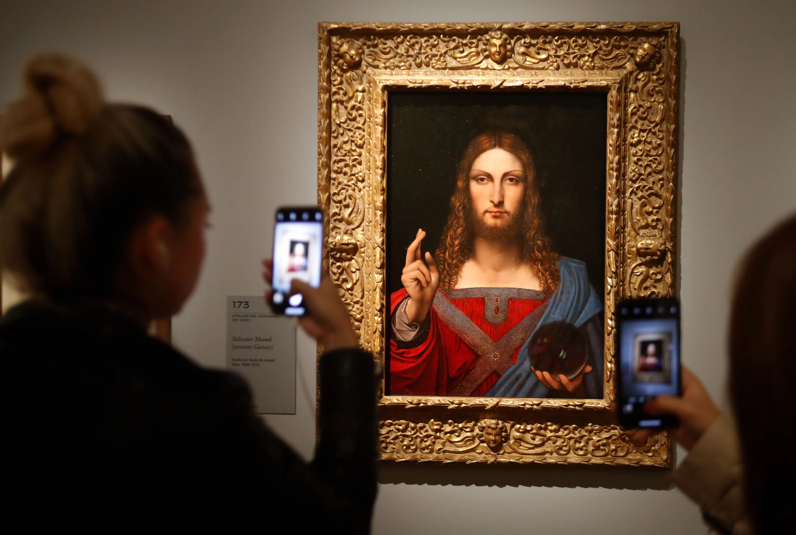 Art Market Outpaces Gold and Bitcoin in 2024 Economic Downturn